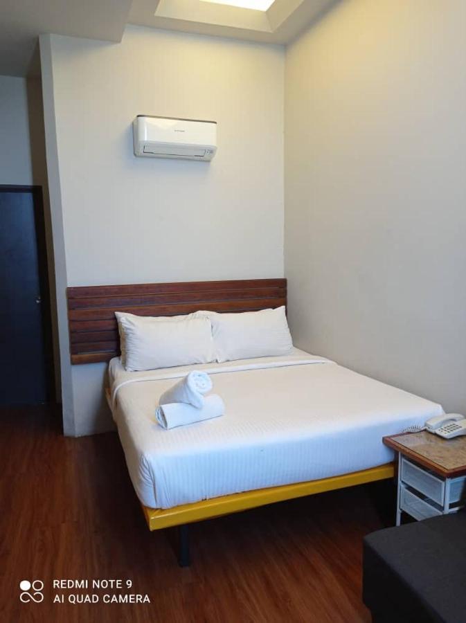 The Riverbank Hotel Kuantan Zewnętrze zdjęcie