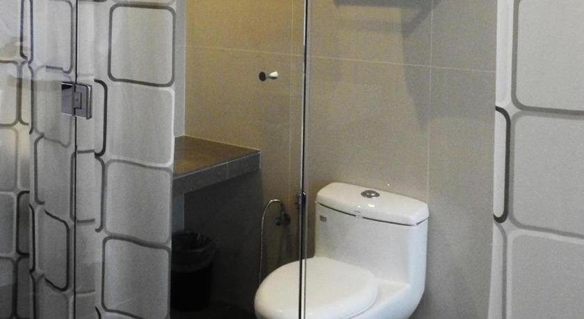 The Riverbank Hotel Kuantan Zewnętrze zdjęcie