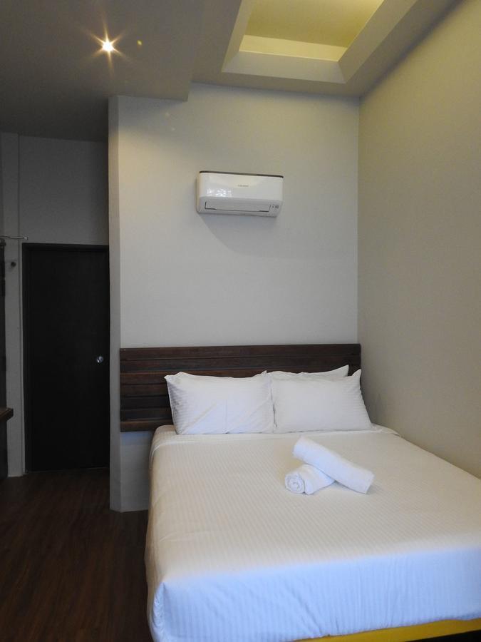 The Riverbank Hotel Kuantan Zewnętrze zdjęcie