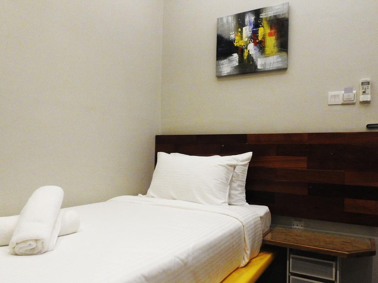 The Riverbank Hotel Kuantan Zewnętrze zdjęcie